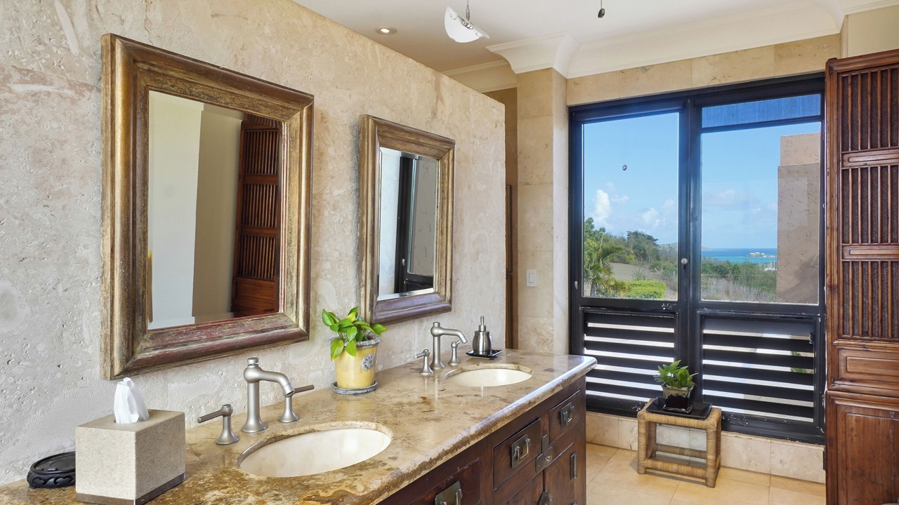 Photo of Bathroom in Testman