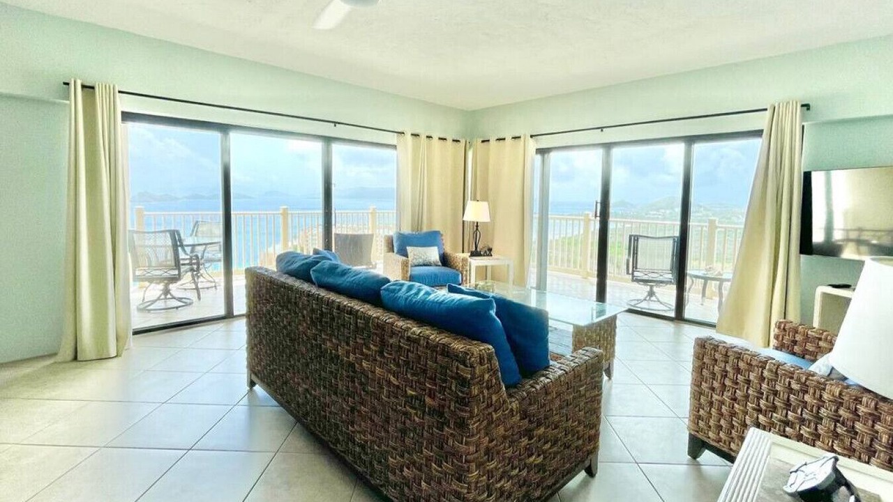 Photo of Livingroom in Estate Lindbergh Bay