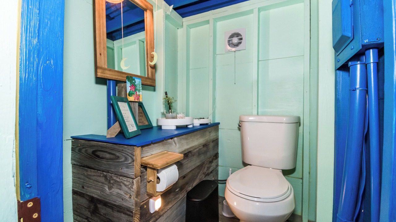 Photo of Bathroom in Estate Mandal