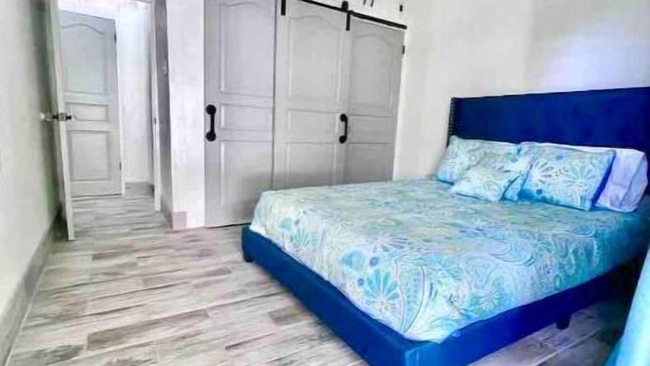 Photo of Bedroom in Estate Mount Welcome