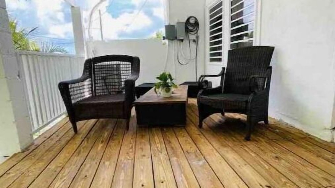 Photo of Patio Balcony in Estate Mount Welcome