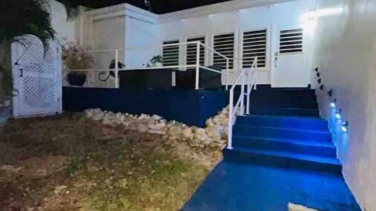 Photo of Outdoor in Estate Mount Welcome