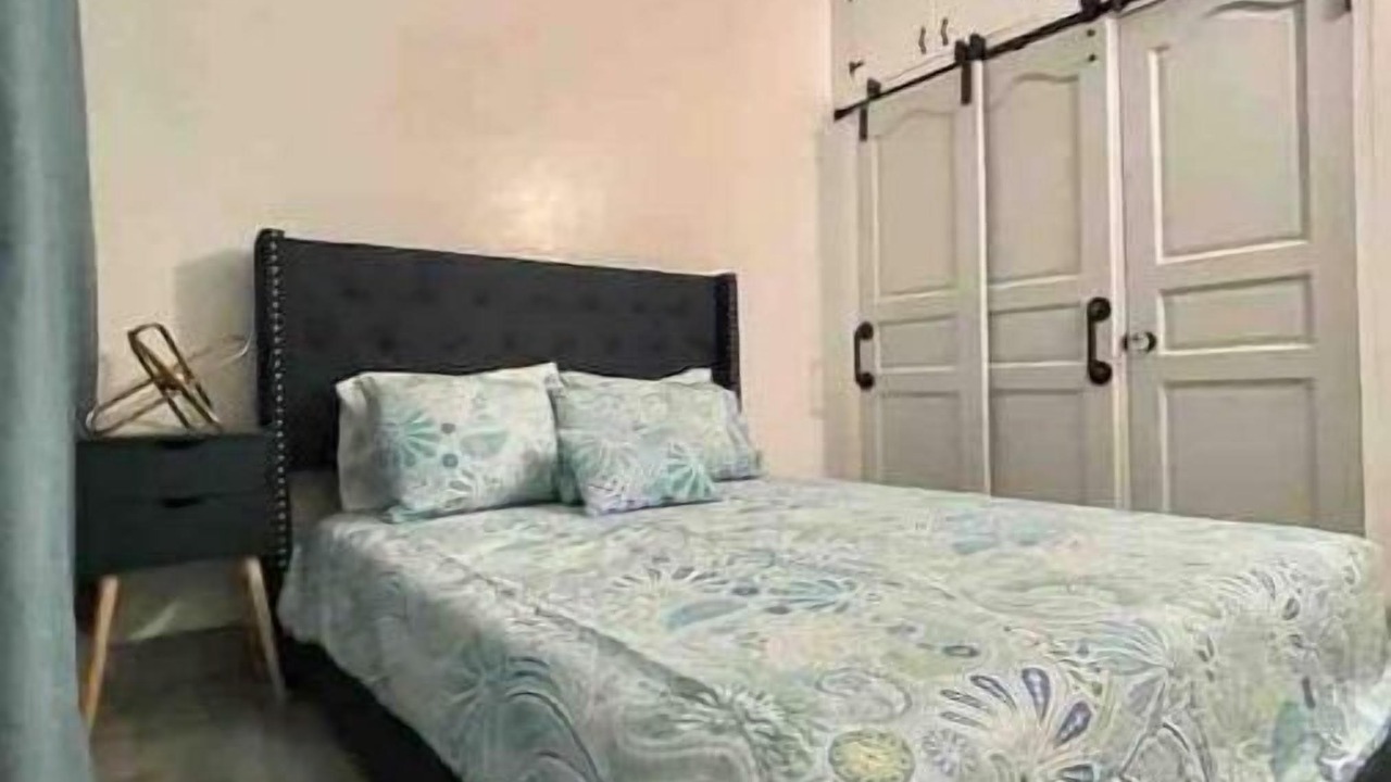 Photo of Bedroom in Estate Mount Welcome
