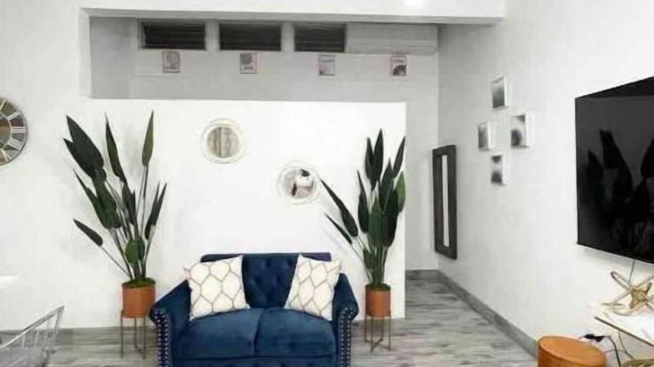 Photo of Livingroom in Estate Mount Welcome