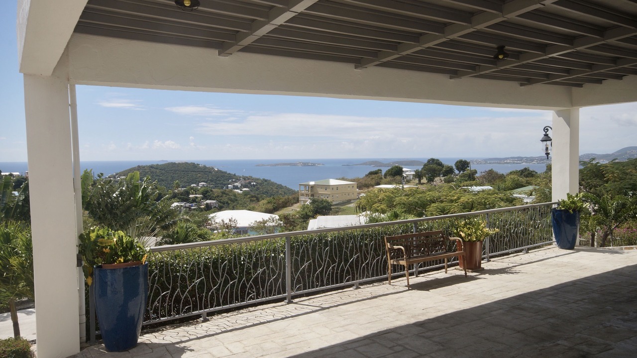 Photo of Patio Balcony in Estate Pastory