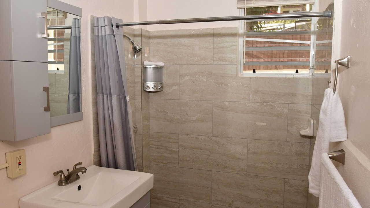 Photo of Bathroom in Charlotte Amalie West