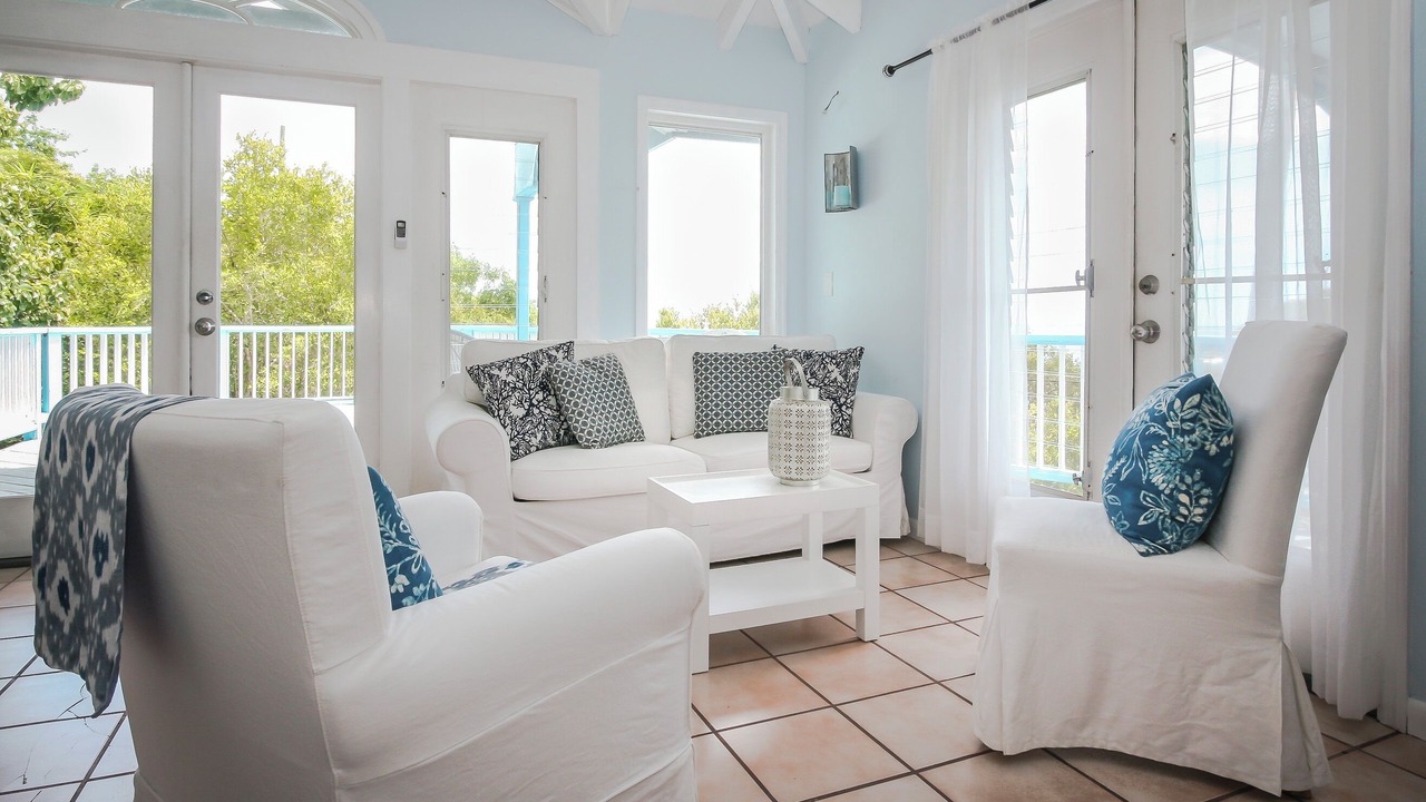 Photo of Livingroom in Hart Bay