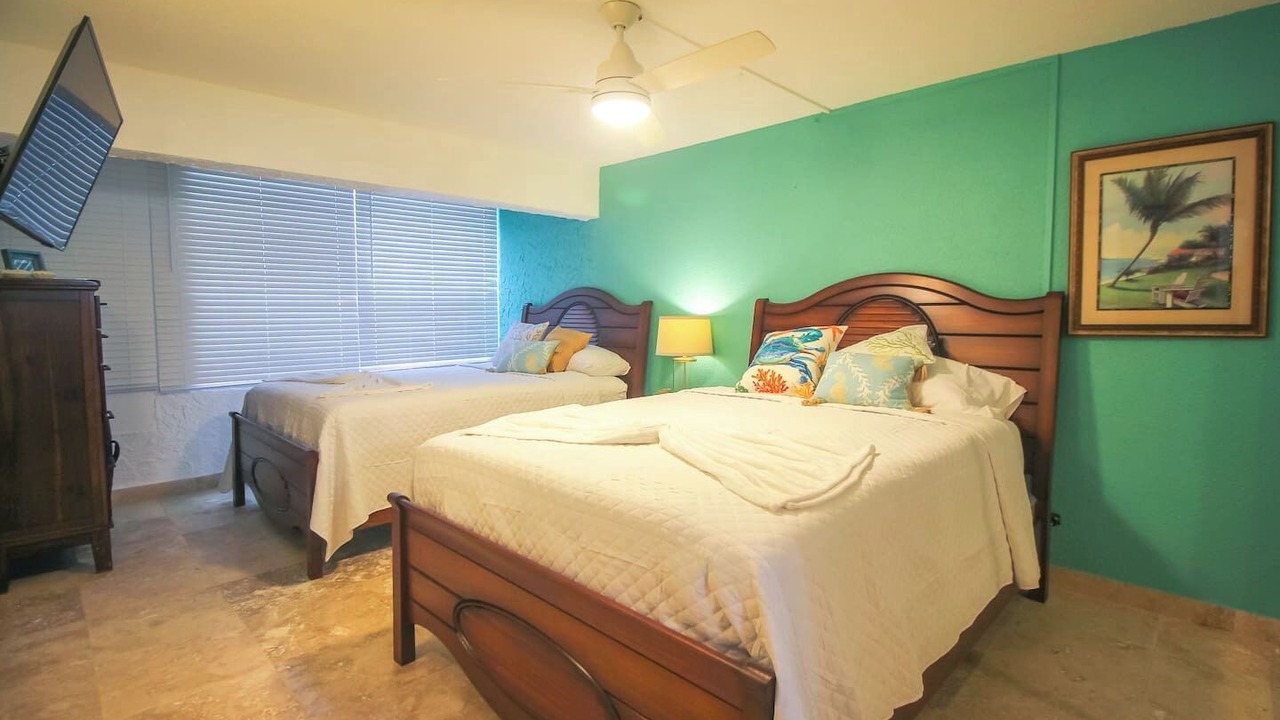 Photo of Bedroom in Orange Grove