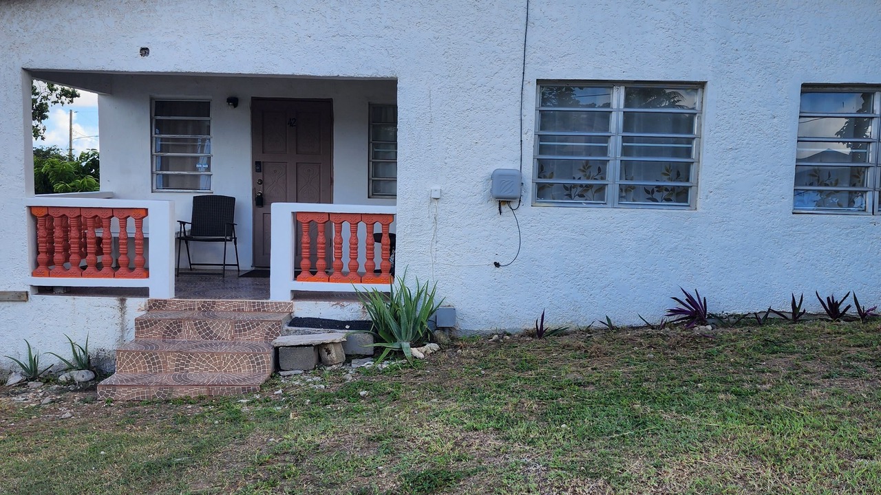 Photo of Outdoor in Estate Clifton Hill