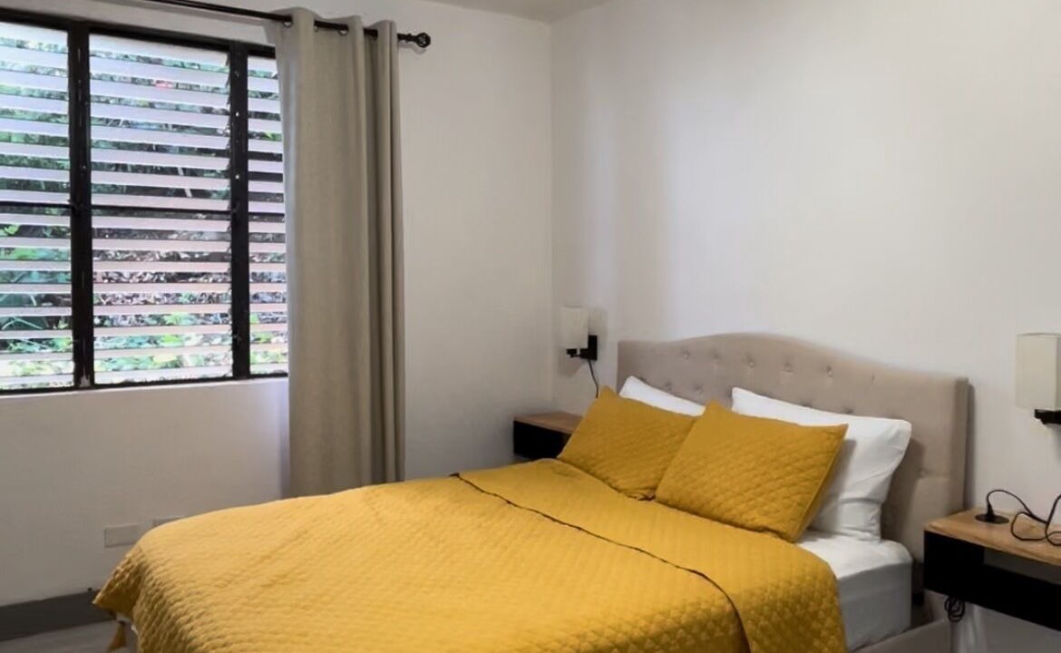Photo of Bedroom in Estate Bordeaux