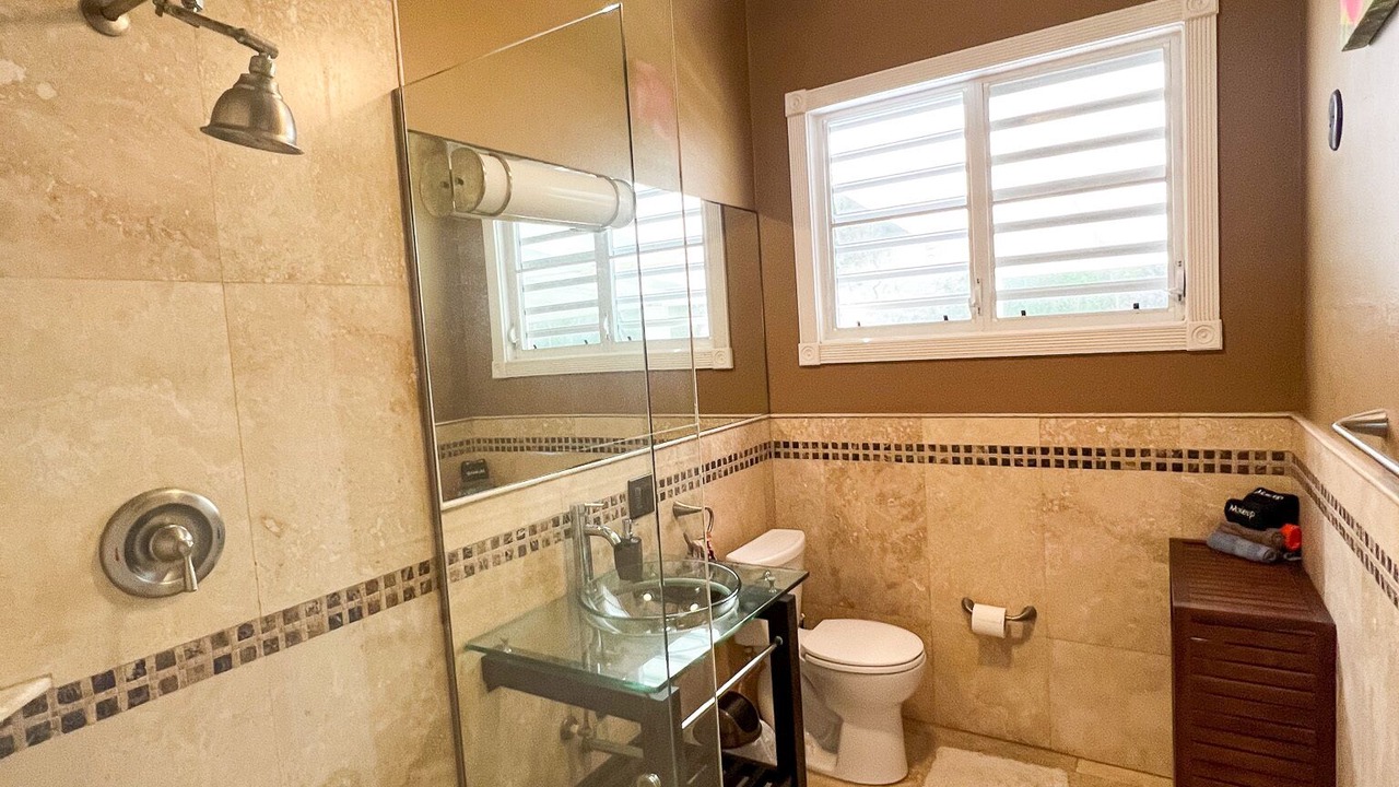 Photo of Bathroom in Estate Saint John