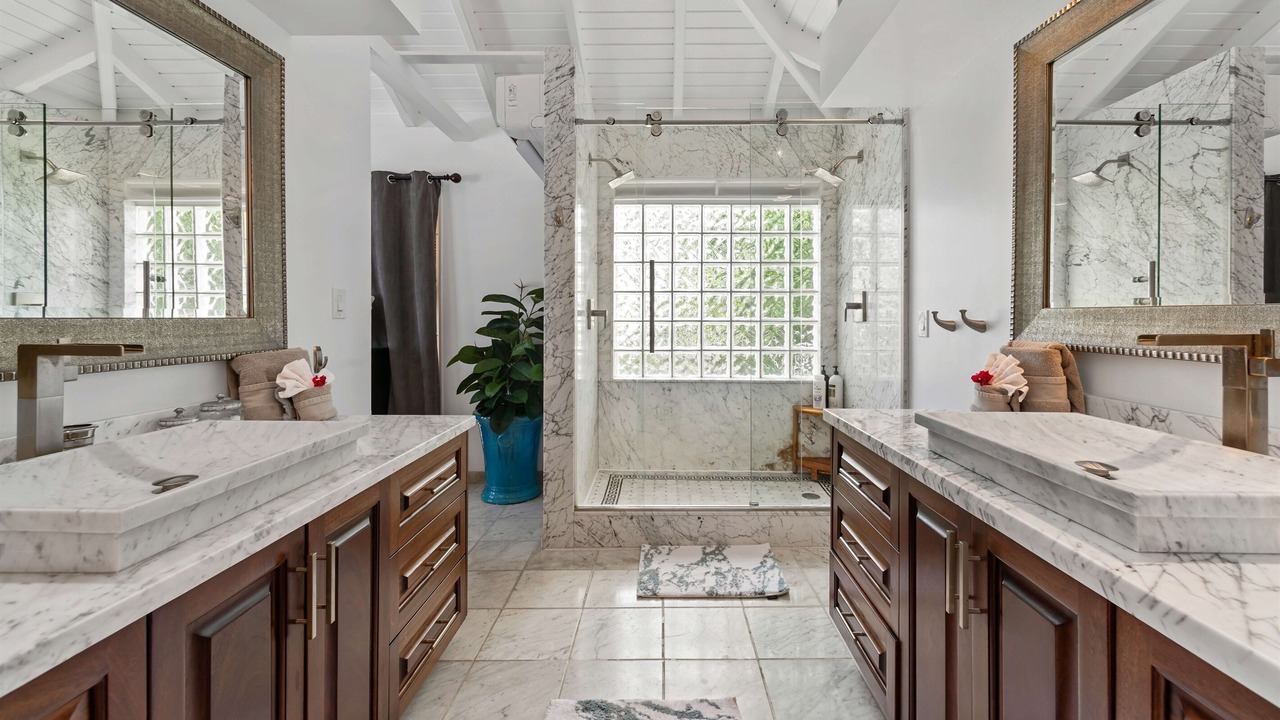 Photo of Bathroom in Estate Lovenlund