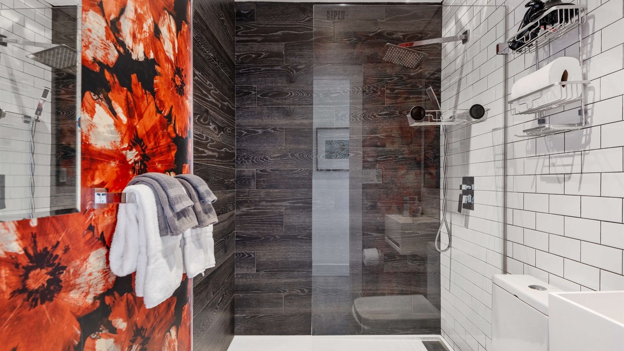 Photo of Bathroom in Red Hook