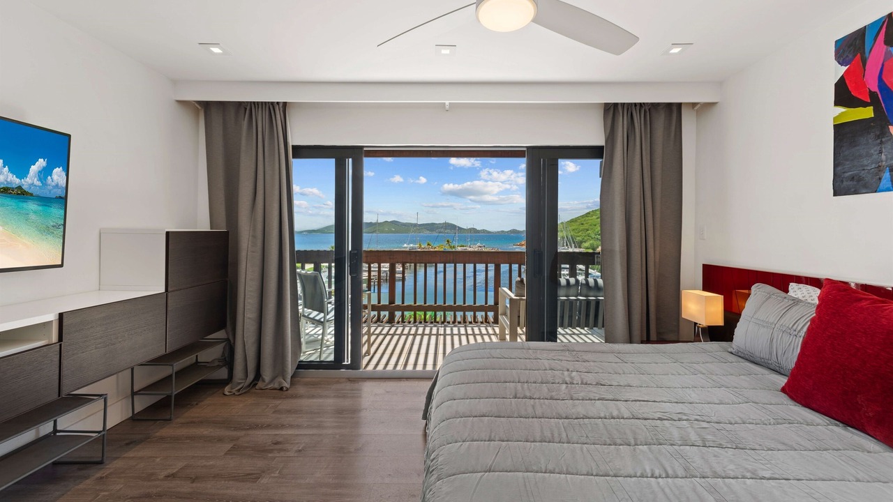 Photo of Bedroom in Red Hook