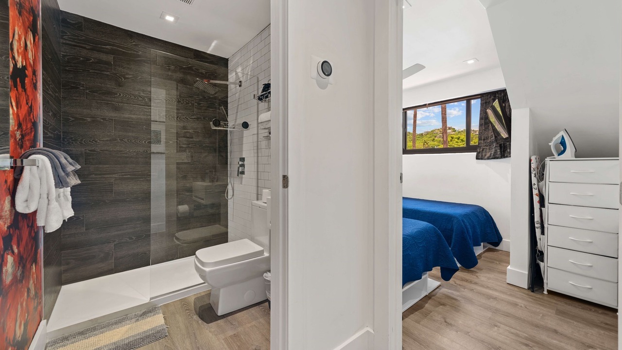 Photo of Bathroom in Red Hook