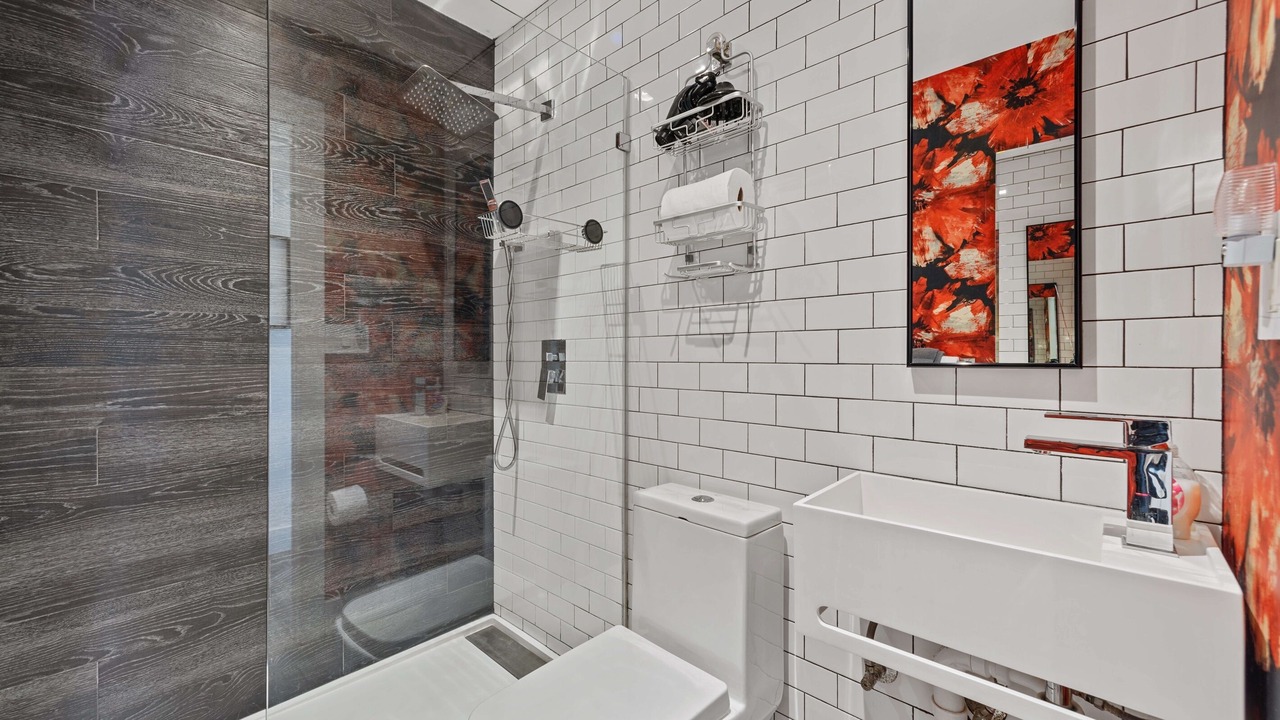 Photo of Bathroom in Red Hook