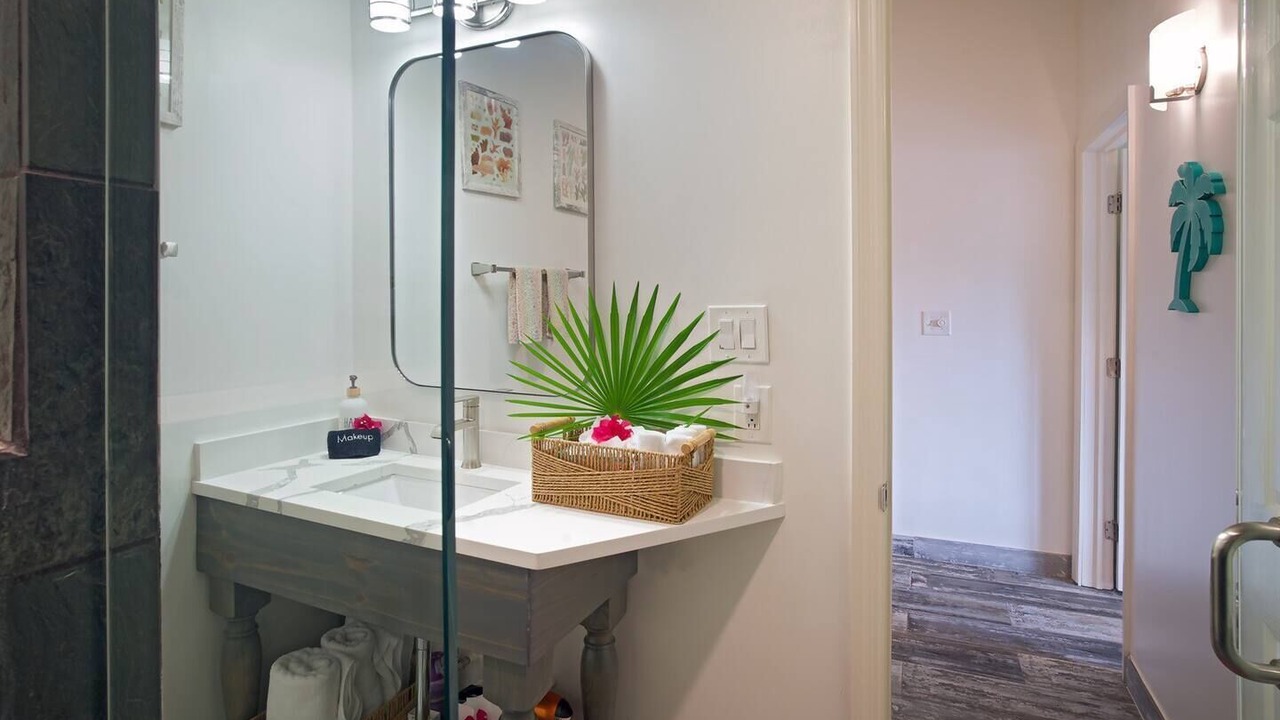 Photo of Bathroom in Red Hook