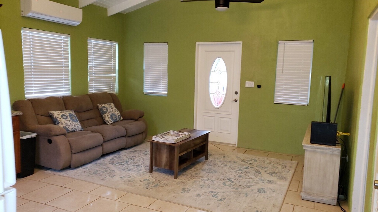 Photo of Livingroom in Testman