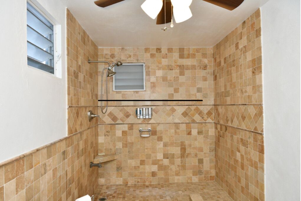 Photo of Bathroom in Estate Whim