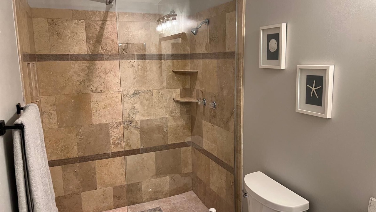 Photo of Bathroom in Estate Altona