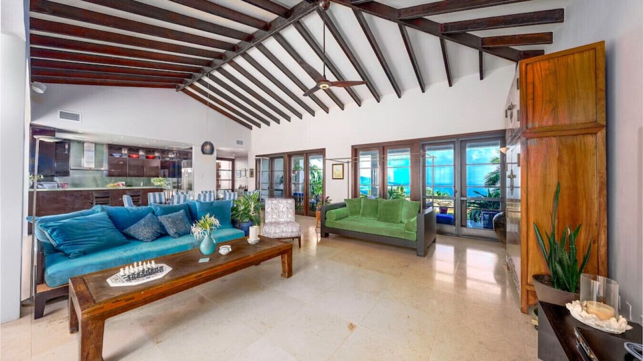 Photo of Livingroom in Estate Peterborg