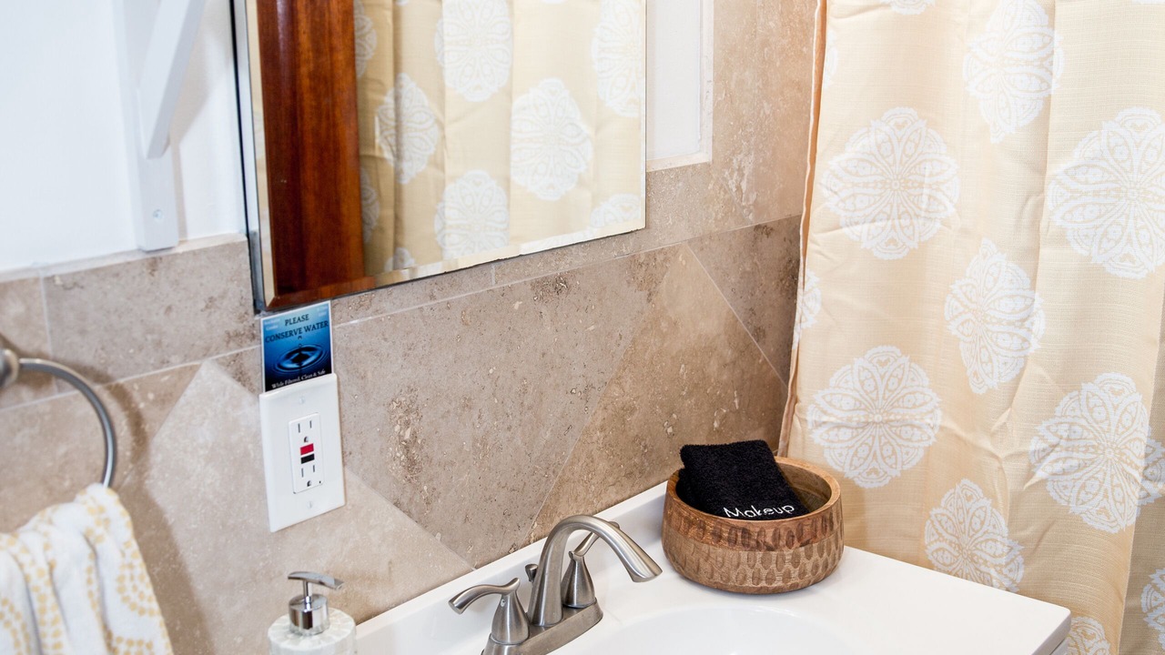 Photo of Bathroom in Cane Bay