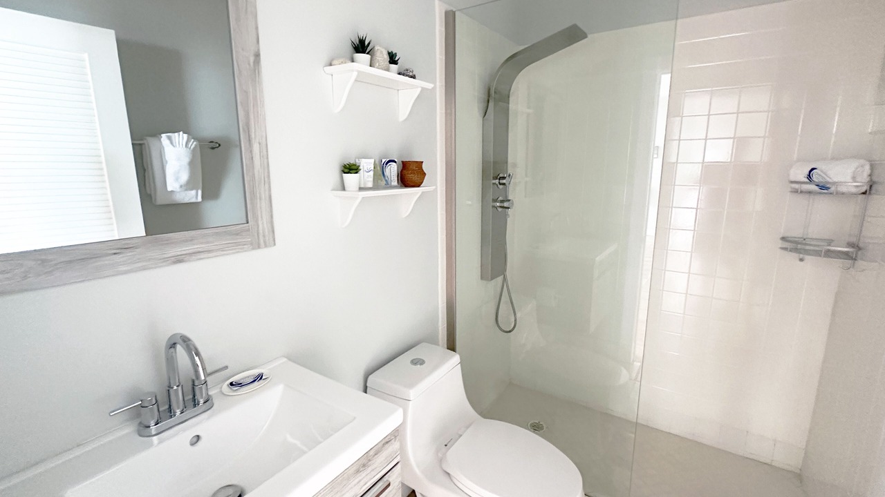 Photo of Bathroom in Estate Caret Bay