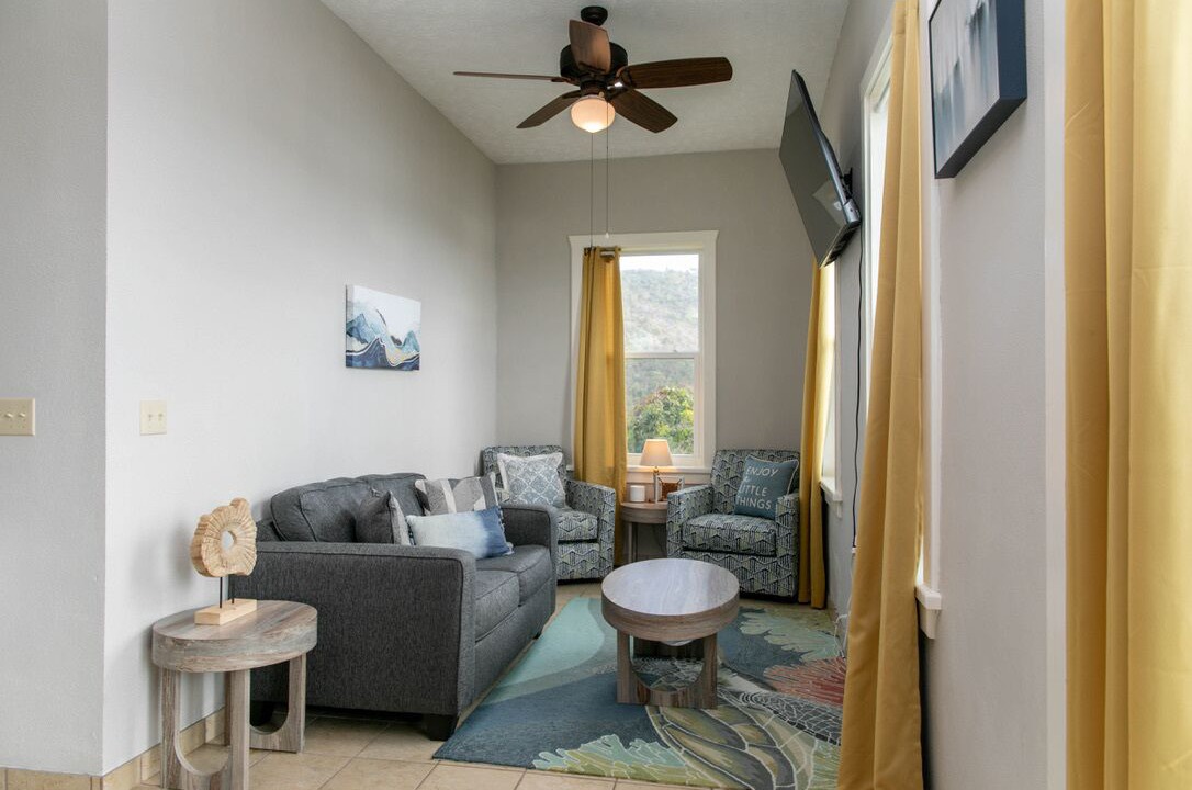 Photo of Livingroom in Estate Emmaus