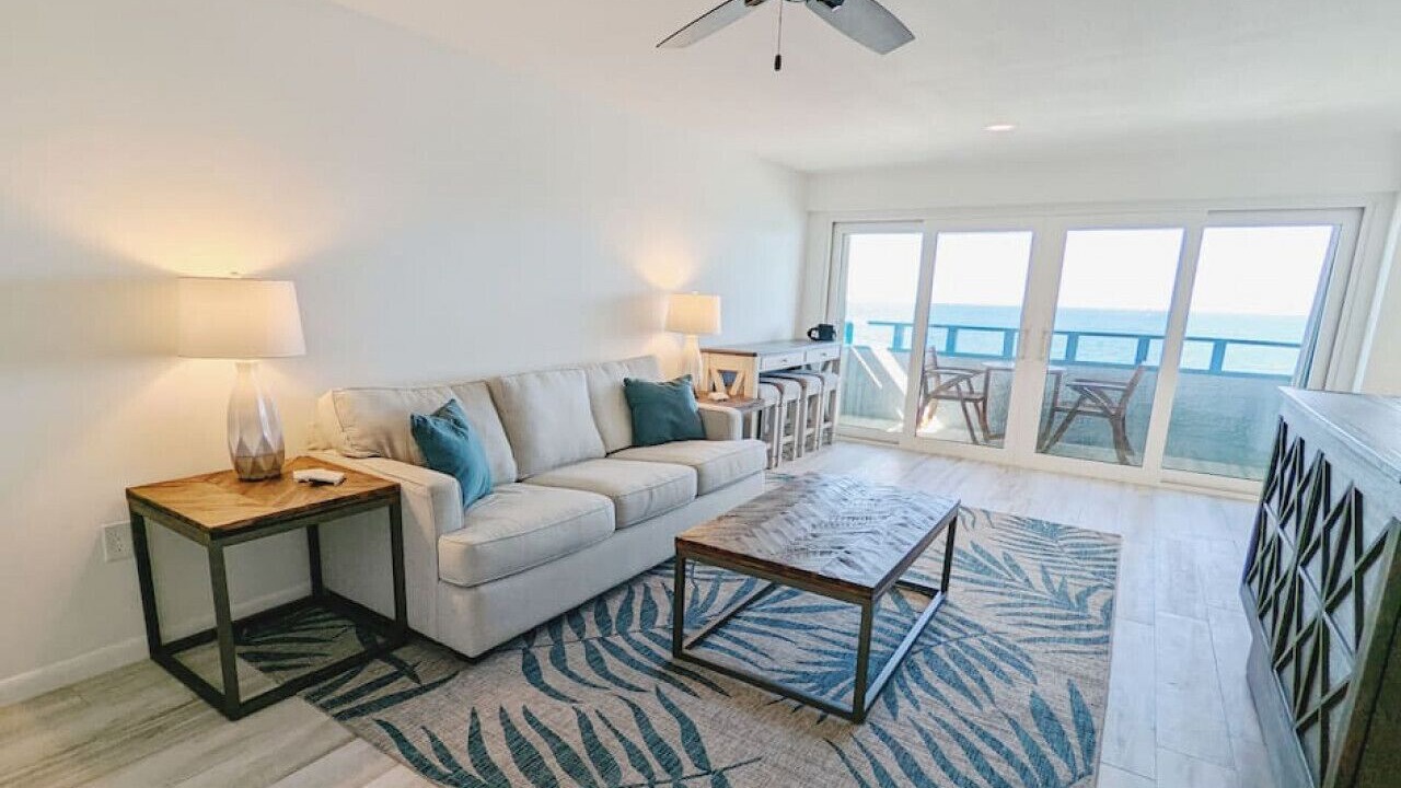 Photo of Livingroom in Bolongo Bay