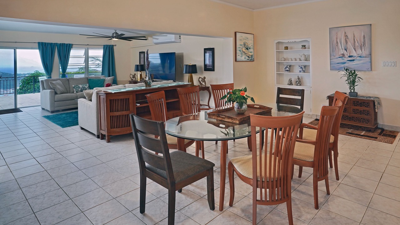 Photo of Livingroom in North Side