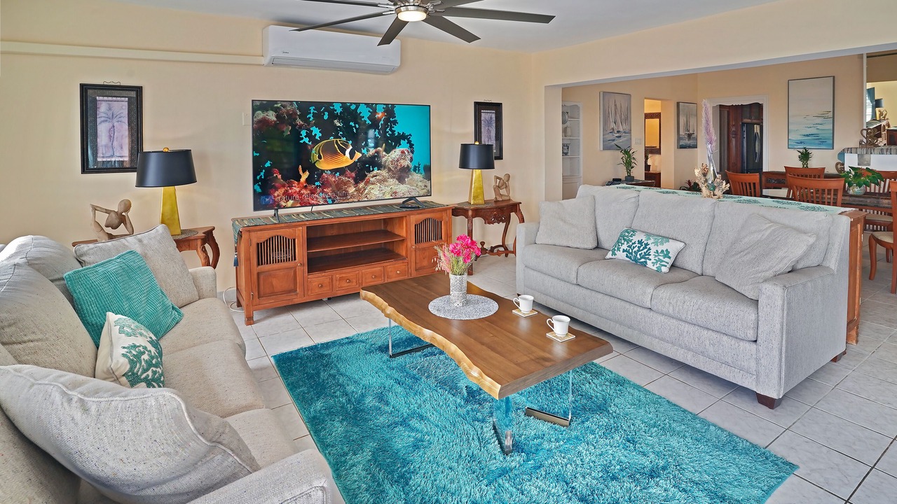 Photo of Livingroom in North Side