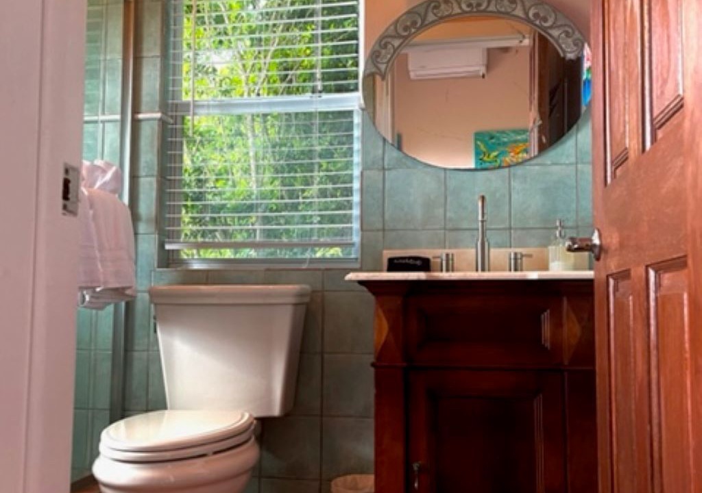 Photo of Bathroom in Lower Carolina