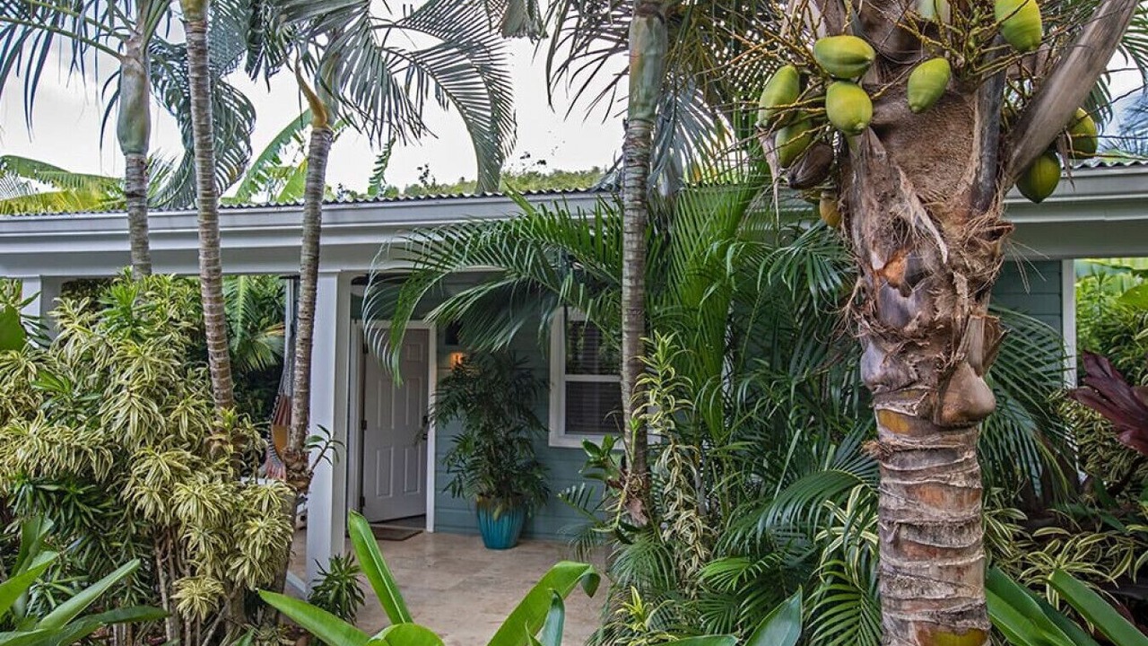 Photo of Outdoor in Estate Hull