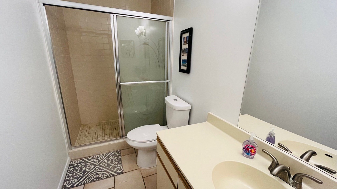 Photo of Bathroom in Estate Altona