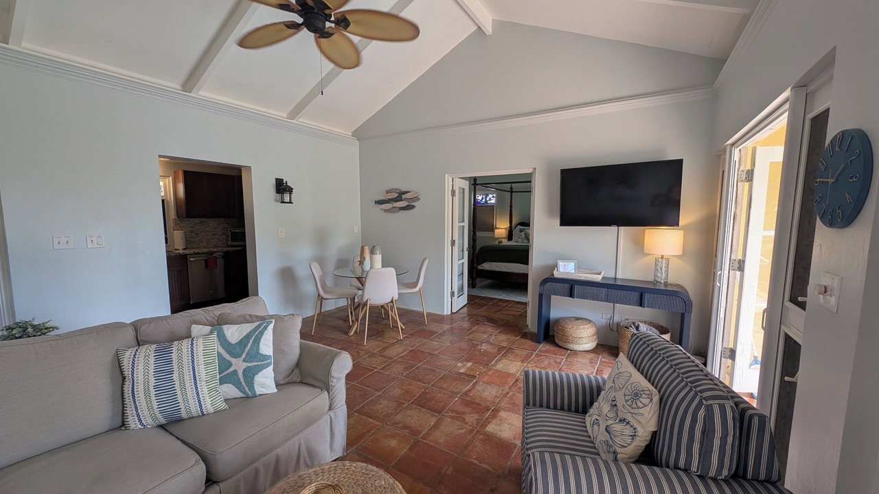 Photo of Livingroom in Slob
