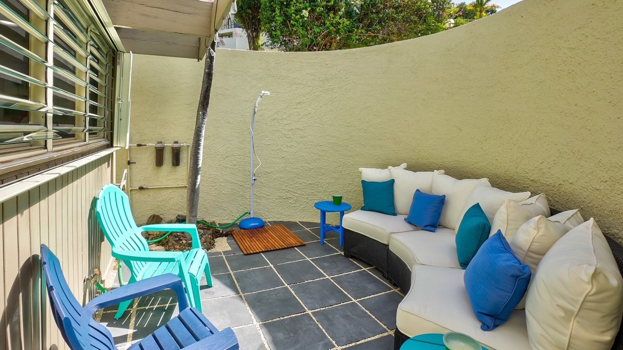 Photo of Patio Balcony in Teagues Bay
