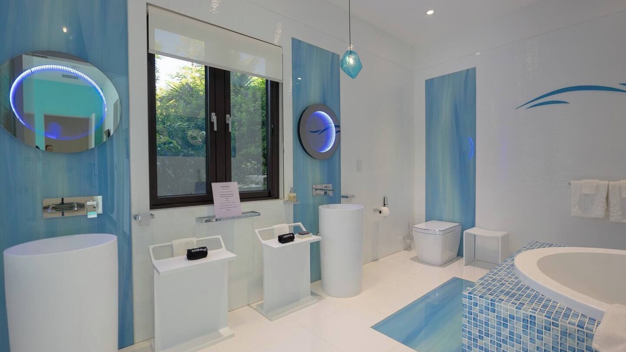 Photo of Bathroom in Estate Kings Quarter