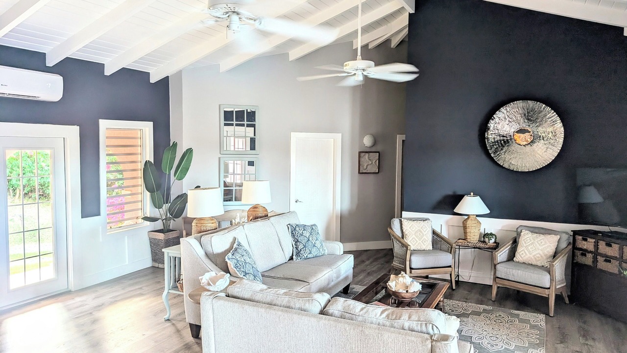 Photo of Livingroom in Estate Marys Fancy