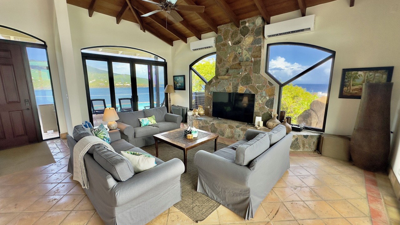 Photo of Livingroom in Estate Peterborg