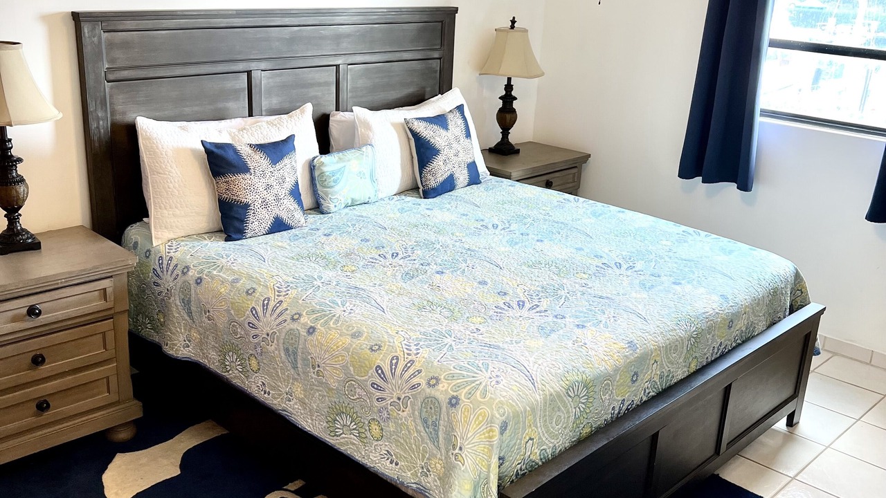 Photo of Bedroom in Red Hook