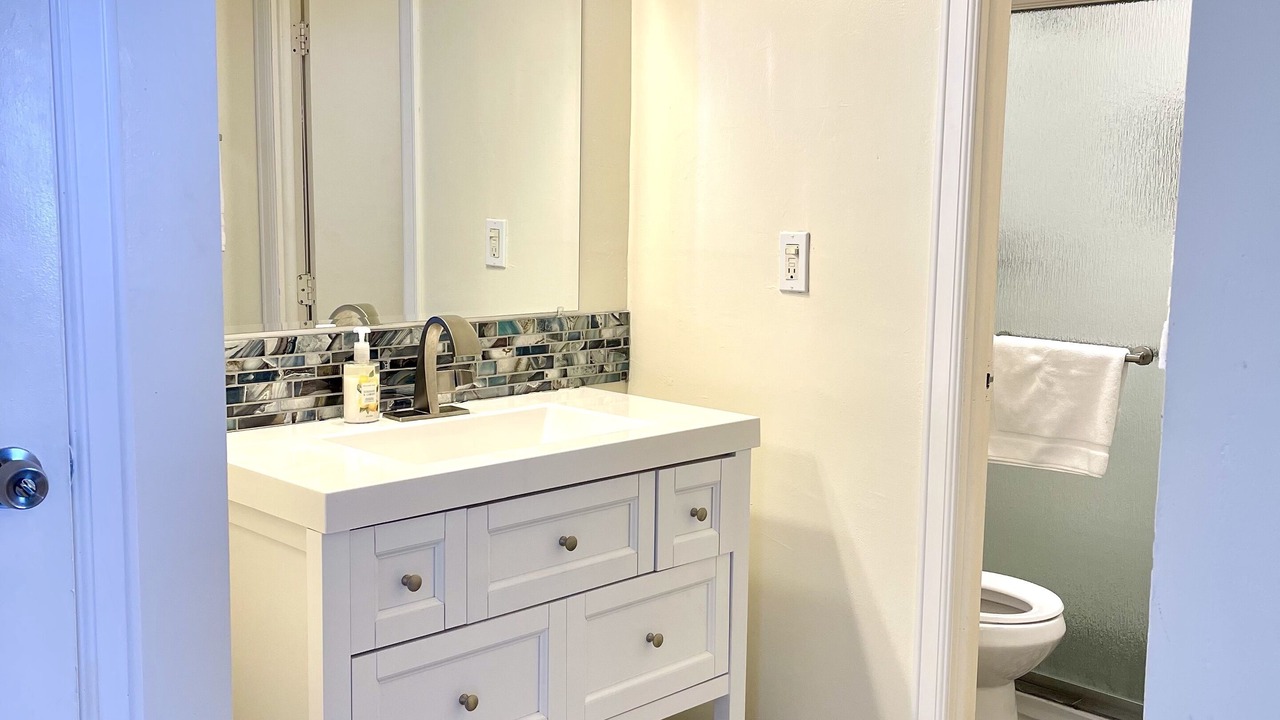 Photo of Bathroom in Red Hook