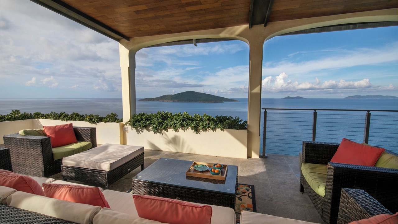 Photo of Patio Balcony in Estate Peterborg