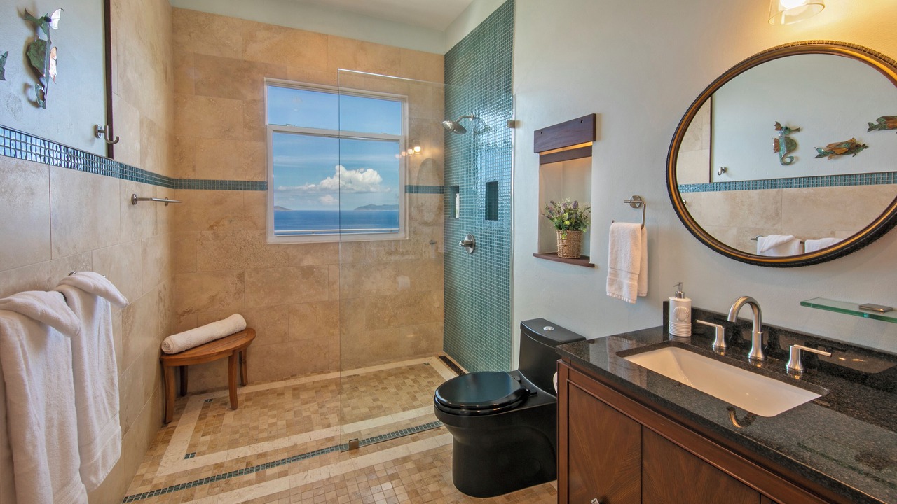 Photo of Bathroom in Estate Peterborg