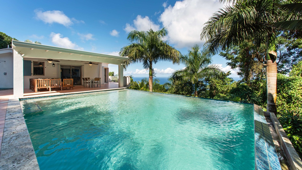 Photo of Outdoor in Estate Caret Bay