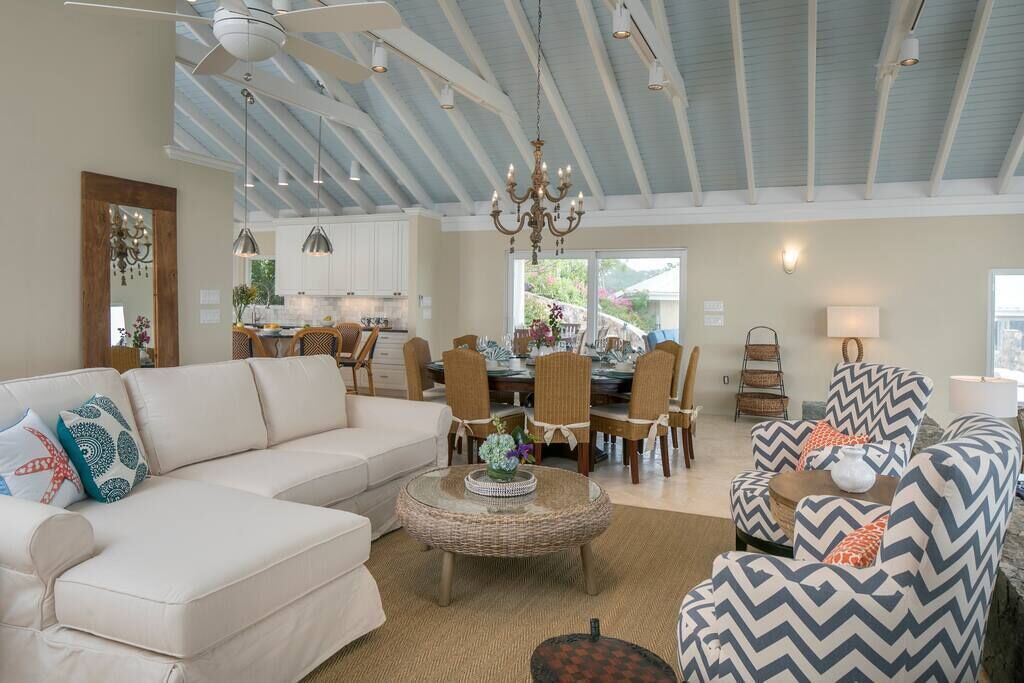 Photo of Livingroom in Great Cruz Bay