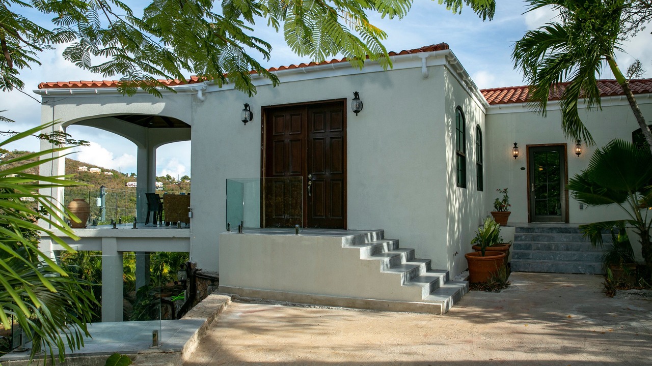 Photo of Outdoor in Great Cruz Bay