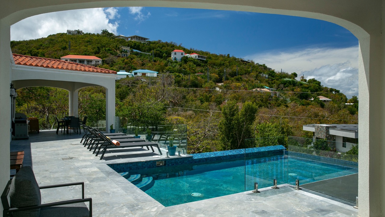 Photo of Outdoor in Great Cruz Bay