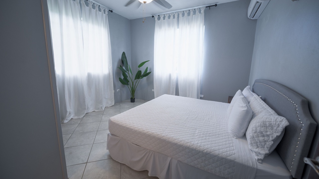 Photo of Bedroom in Estate Diamond West
