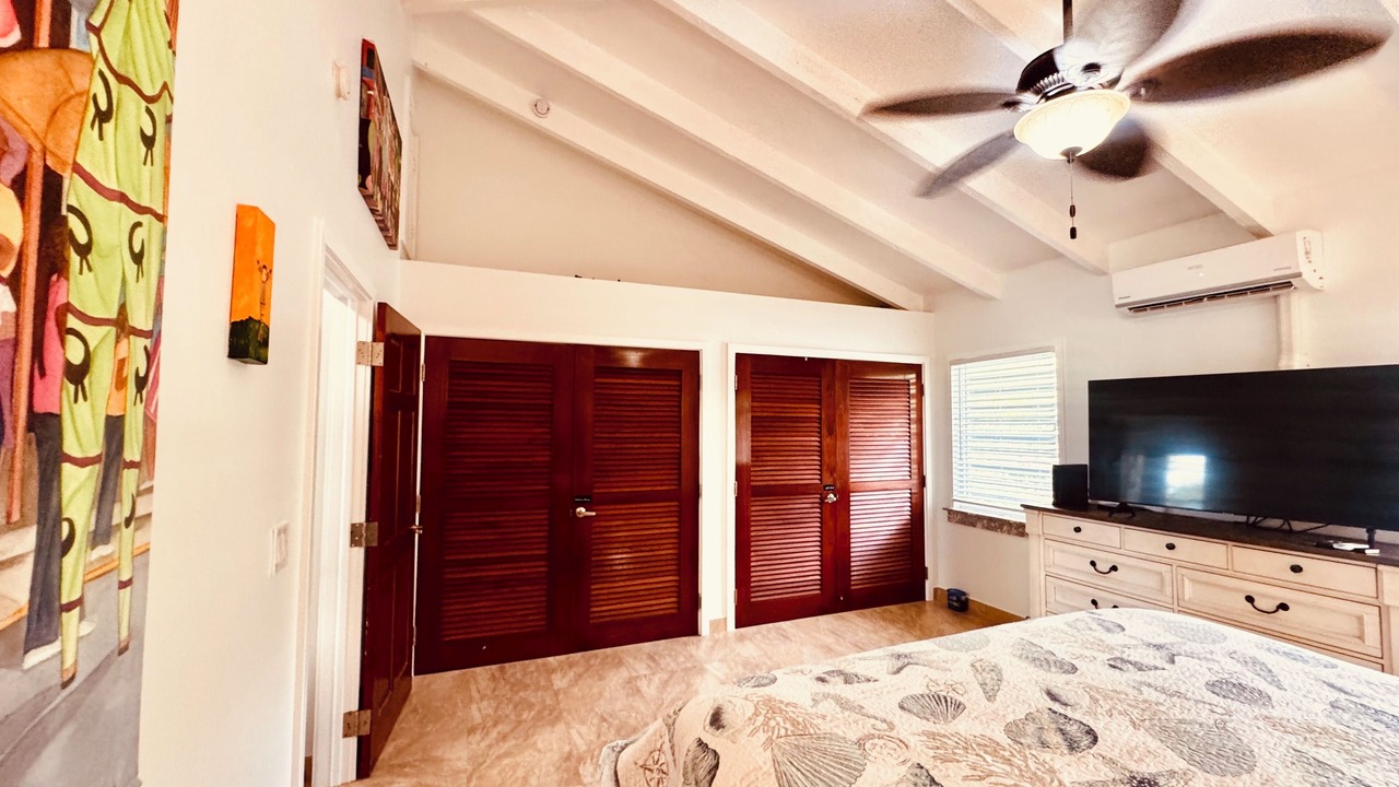 Photo of Bedroom in Cane Bay