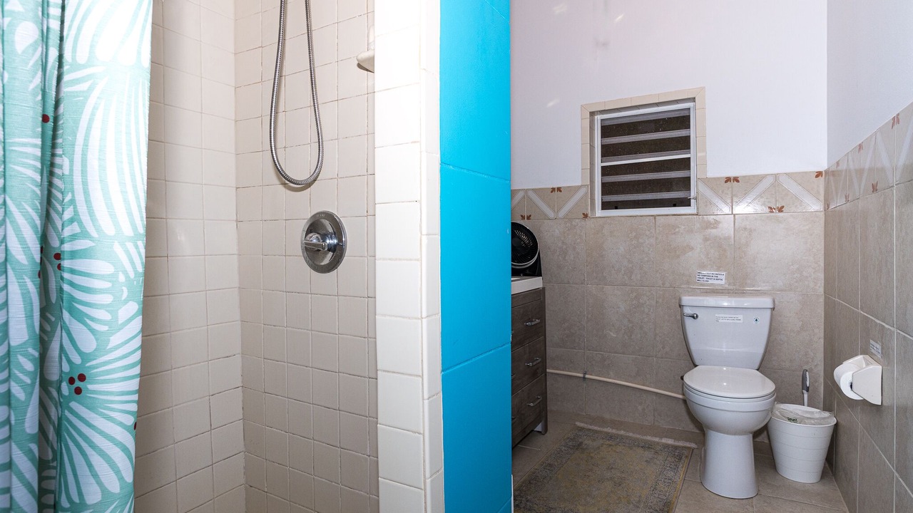 Photo of Bathroom in Slob